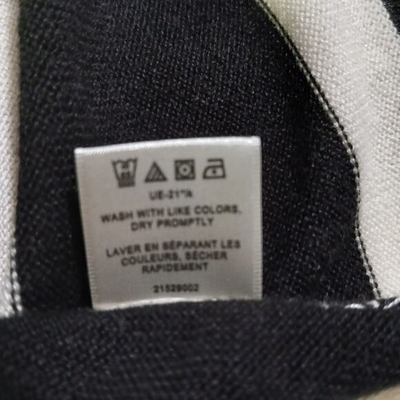 Van Heusen M long-sleeved  Black & White Stripe Tunic sweater light-weight - Picture 10 of 12